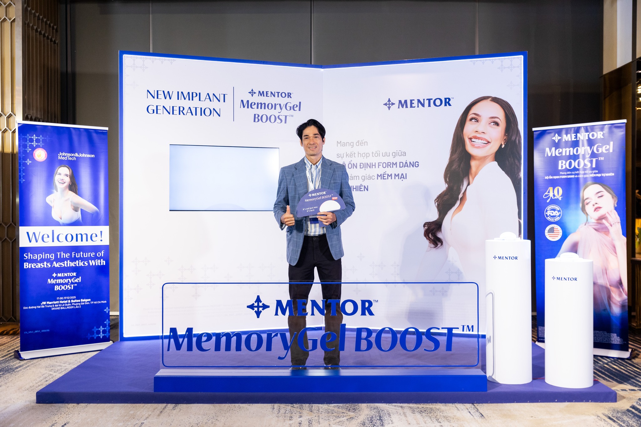 Bác sĩ Huỳnh Tấn Đạt tham dự Hội thảo Khoa học Quốc tế với chủ đề “Shaping the Future of Breast Aesthetics with MENTOR MemoryGel BOOST”.