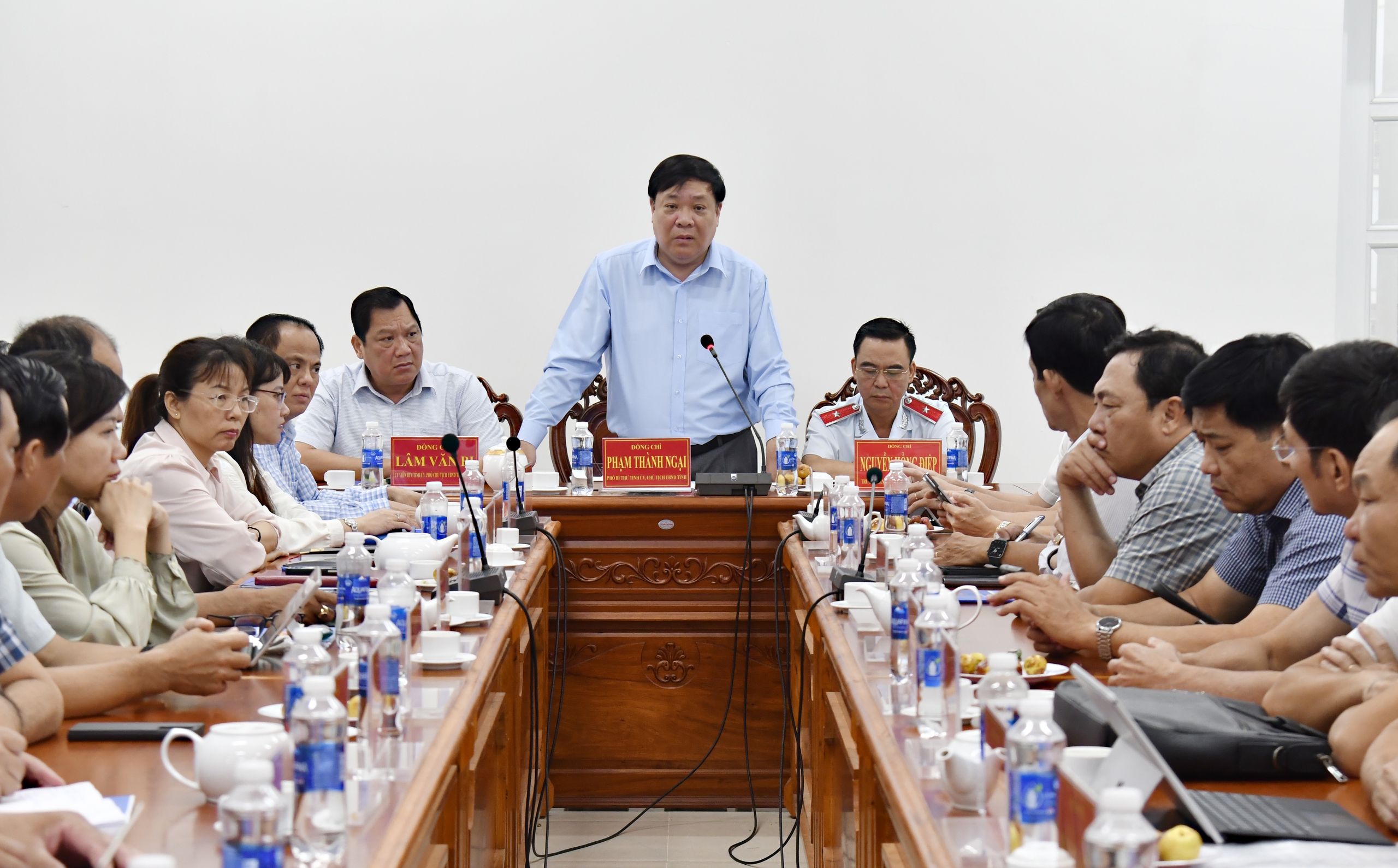 Cà Mau đối thoại công dân khiếu kiện Hà Nội, khẳng định minh bạch và cầu thị    - Ảnh 4.