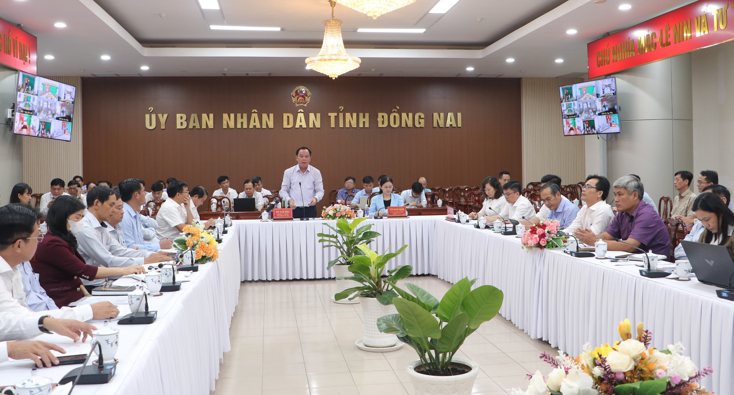 Giải 'nghẽn' đầu tư công ở Đồng Nai: Không để có tiền mà không tiêu được - Ảnh 1.