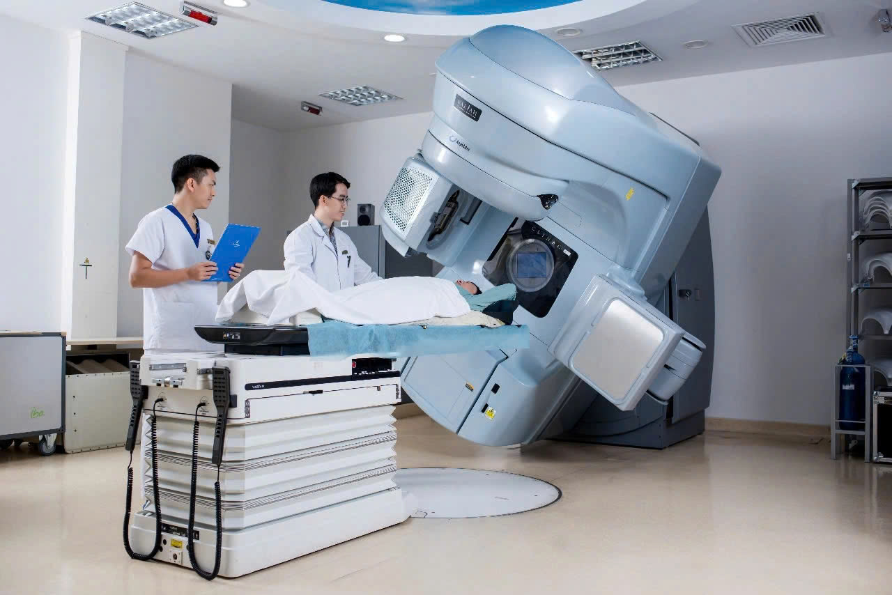 Hệ thống y tế Vinmec vào top 100 thương hiệu giá trị nhất VN - Ảnh 1.