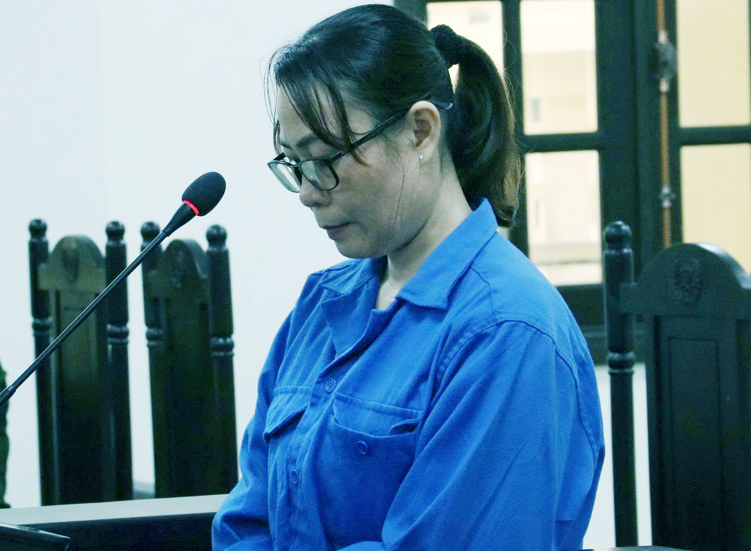 Lừa đảo chiếm đoạt gần 5 tỉ đồng, nữ chủ hụi lãnh án 12 năm tù - Ảnh 1.