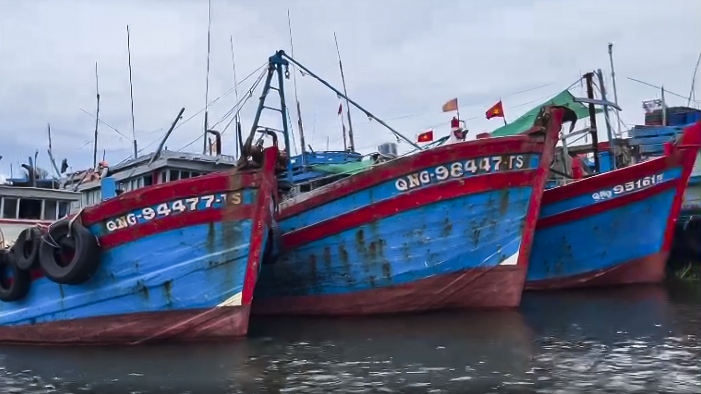 Ngắt giám sát hành trình, 4 thuyền trưởng tàu cá bị phạt gần 900 triệu đồng - Ảnh 1.