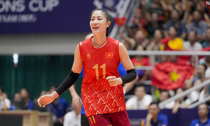 Tuyển thủ bóng chuyền nữ Việt Nam được thăng quân hàm Đại úy