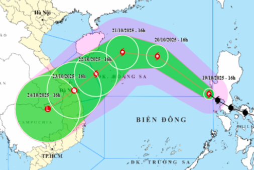 Bão Fengshen mạnh lên cấp 9, đi rất nhanh, đã vào Biển Đông - Ảnh 1.
