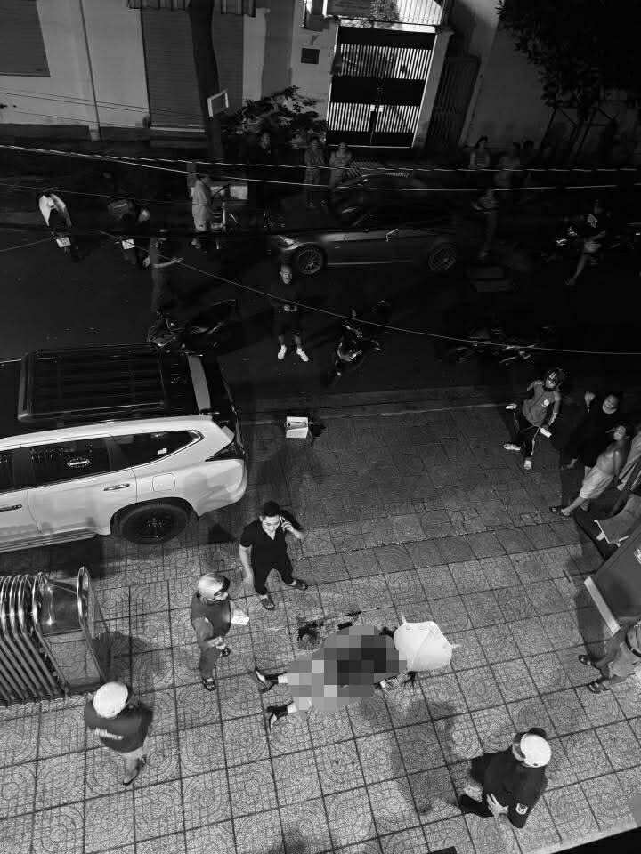 Bắt nam thanh niên đâm chết bạn gái trên vỉa hè ở TP.HCM- Ảnh 1.