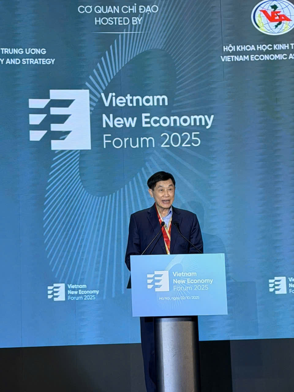 Ông Johnathan Hạnh Nguyễn được vinh danh top 10 Doanh nhân Việt Nam tiêu biểu- Ảnh 1.