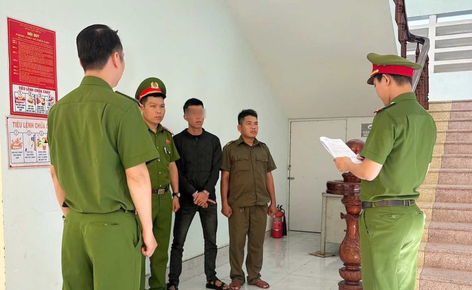 Thi hành Lệnh bắt tạm giam Nguyễn Văn Hồng Bảy