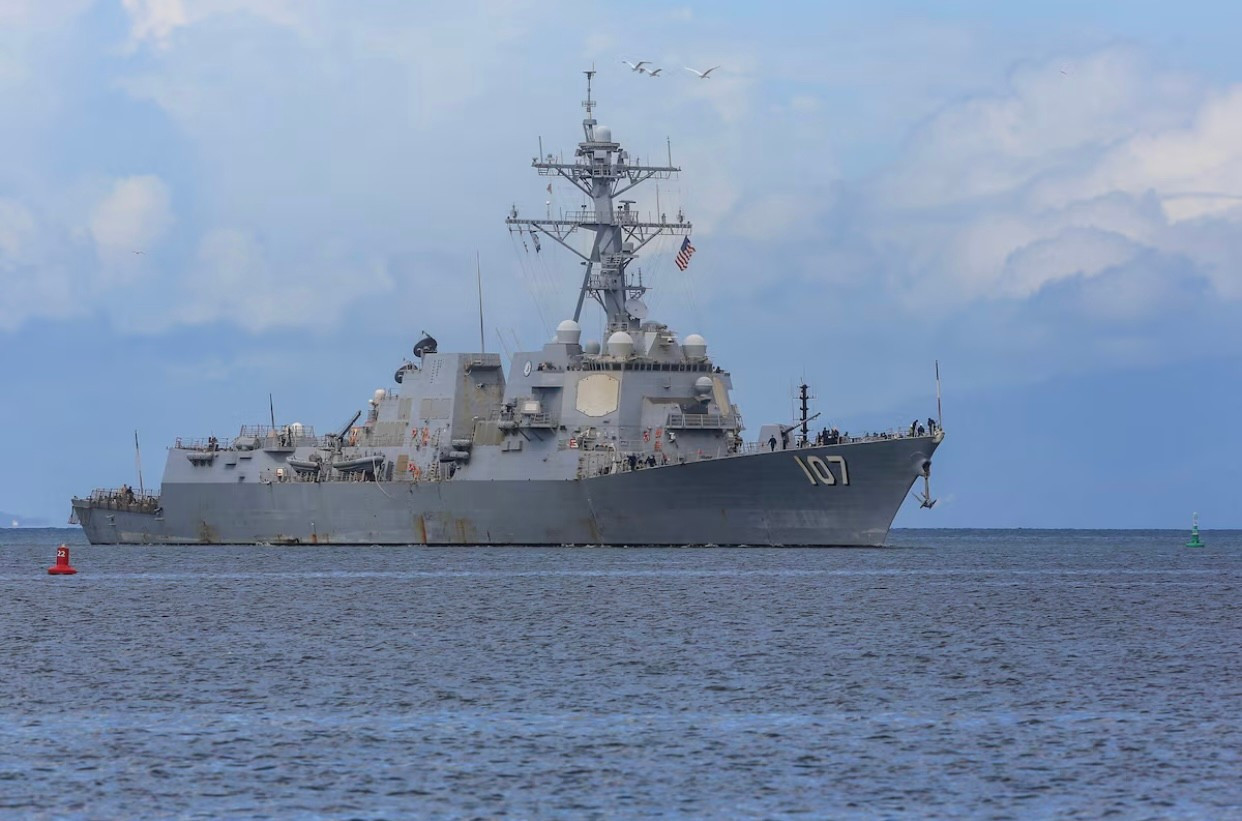 Venezuela phản ứng khi tàu chiến Mỹ cập cảng nước láng giềng- Ảnh 1.