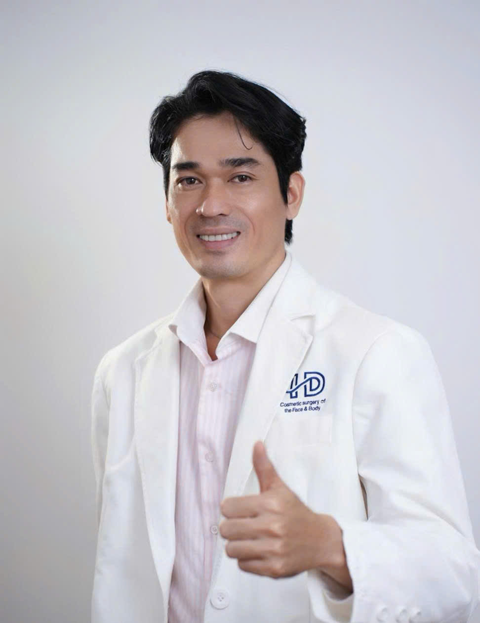 Bác sĩ Huỳnh Tấn Đạt