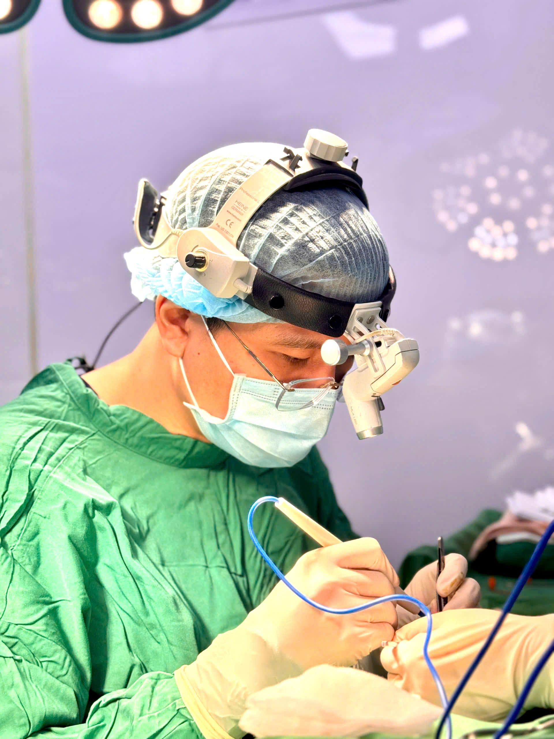 TOP 10 BÁC SĨ THẨM MỸ GIỎI NHẤT, MÁT TAY