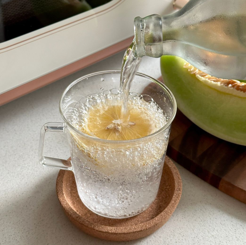 5 mẹo uống nước chanh giúp tận dụng tối đa công dụng dưỡng da, đốt mỡ,