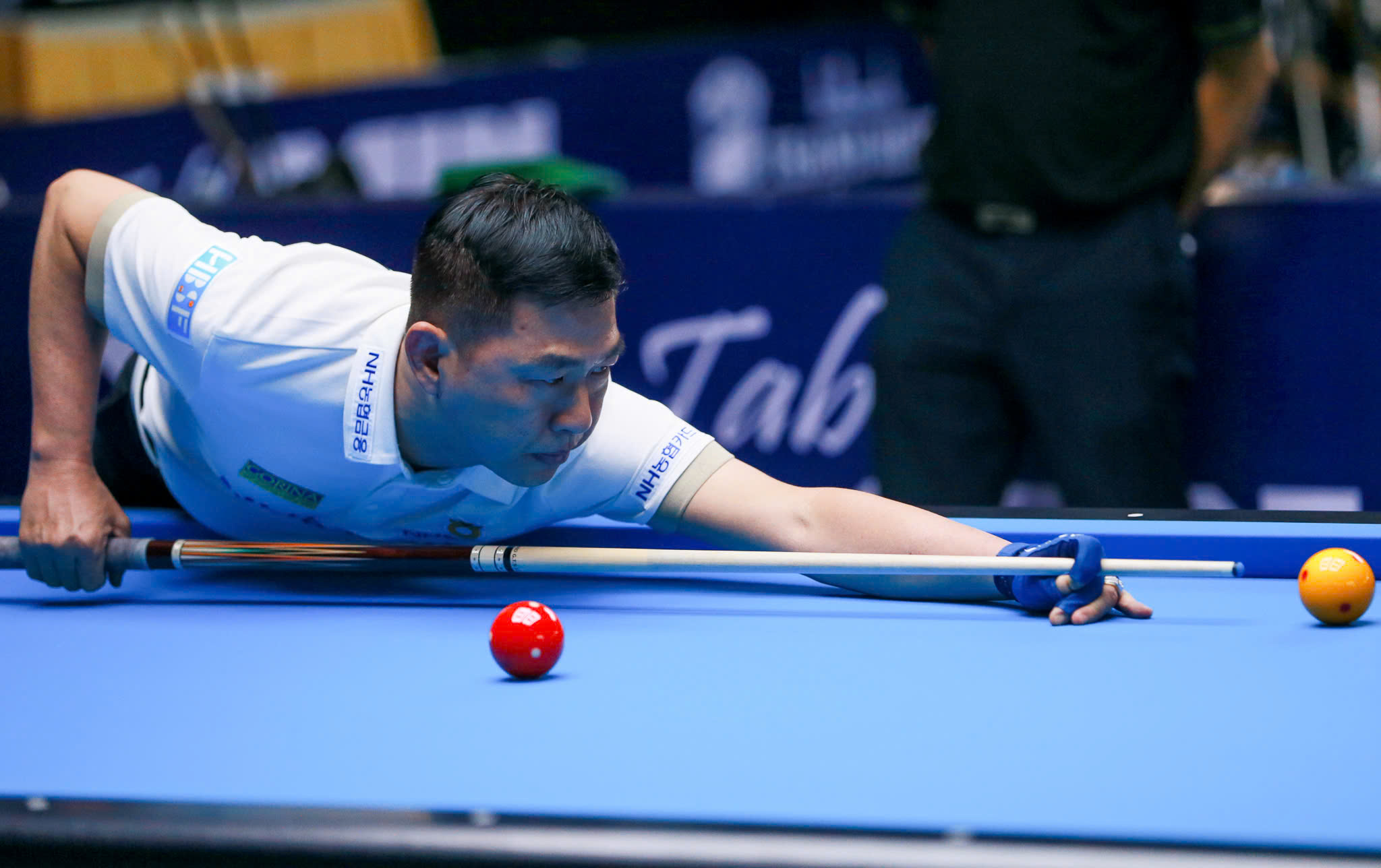 Billiards: Đánh bại nhà vô địch PBA, Mã Minh Cẩm xuất sắc vào chung kết- Ảnh 1.