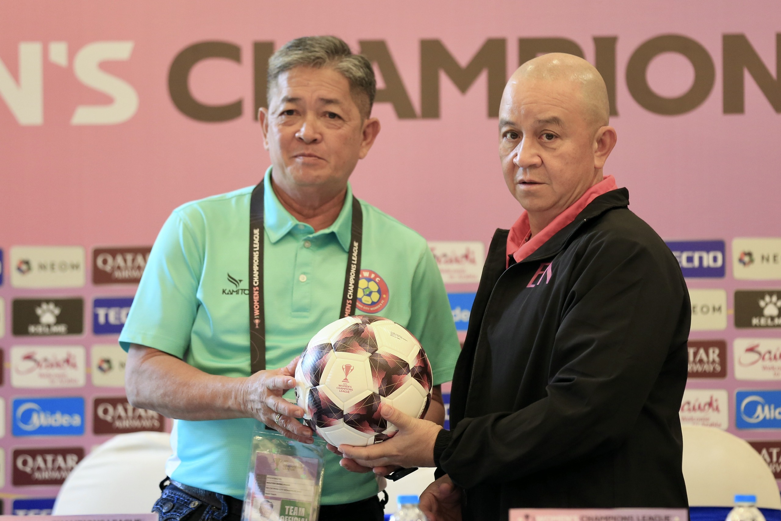 HLV Kim Chi không dẫn dắt CLB nữ TP.HCM, tuyển thủ Philippines ấn tượng với Huỳnh Như- Ảnh 1.