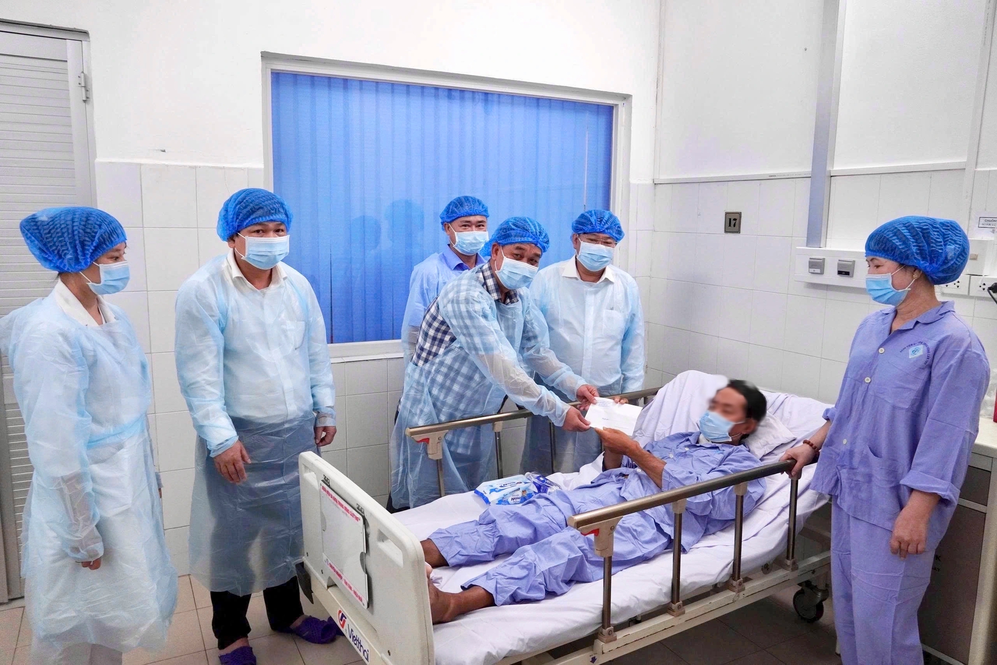 2 ca ghép tạng từ người hiến chết não đầu tiên ở ĐBSCL hồi phục kỳ diệu - Ảnh 1.