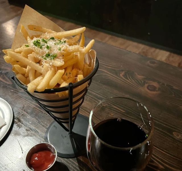 4 thực phẩm người thông minh không bao giờ dùng chung khi uống bia rượu, nhiều người nghe xong...