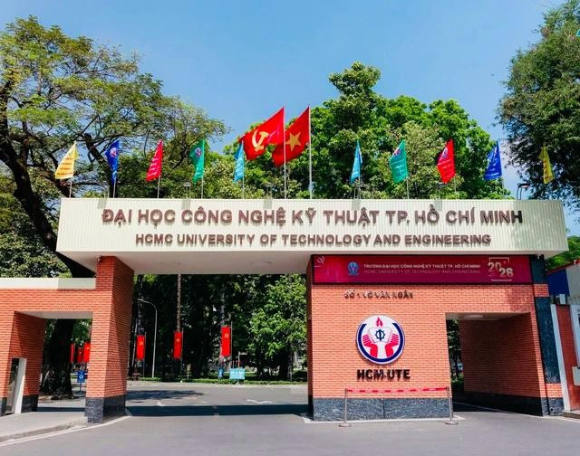 Trường đại học lâu đời ở TPHCM đổi tên, hiệu trưởng trấn an người học