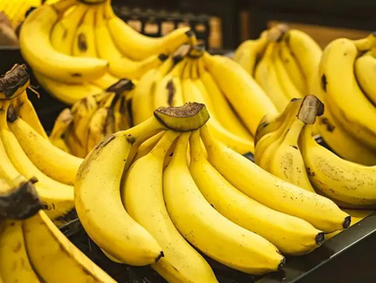 Người thường xuyên ăn chuối, chỉ sau một thời gian ngắn, cơ thể có thể xuất hiện 3 thay đổi sức khỏe rõ rệt- Ảnh 1.