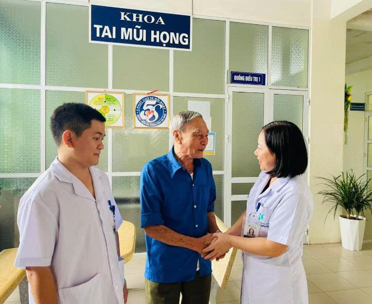 ThS.BS CKII Nguyễn Thị Tú Uyên - Phó trưởng khoa Đáy mắt, Bệnh viện Mắt TP.HCM.