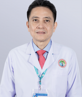 Bác Sĩ Võ Quang Đình Nam - Trưởng khoa chỉnh hình nhi bệnh viện chấn thương chỉnh hình Tp.HCM.