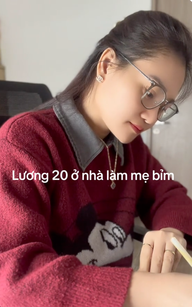 Mẹ bỉm Hà Nội - Ảnh 1.