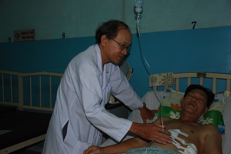 Phó Giáo Sư Tiến Sĩ Bác Sĩ Nguyễn Văn Hải - Phó Giám đốc Bệnh viện Đại học Y Dược TP.HCM - Cơ sở 2.