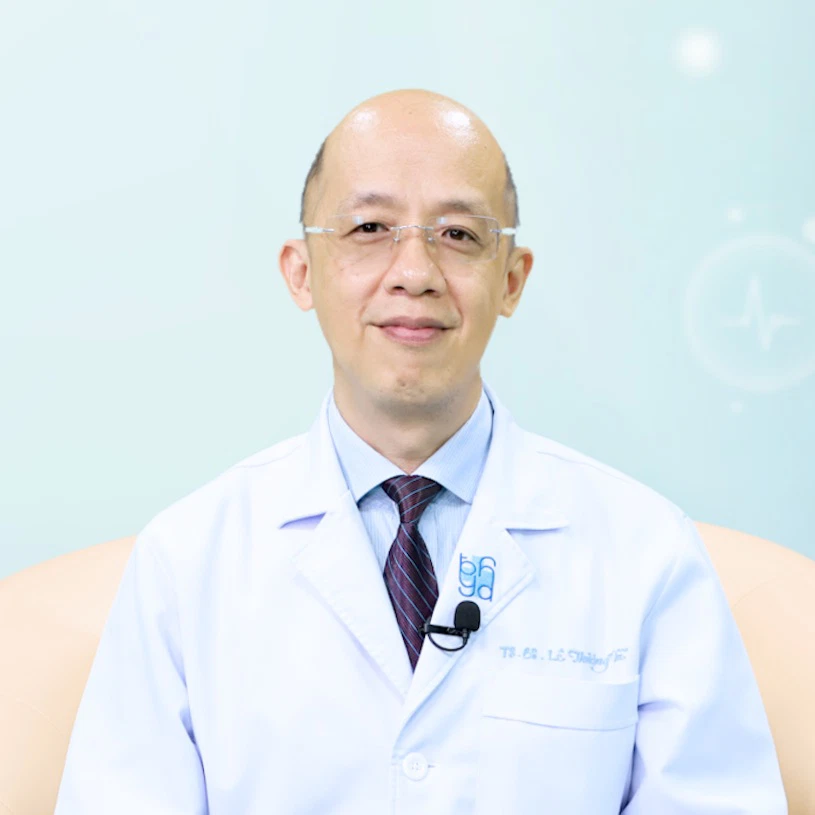 PGS.TS.BS Lê Thượng Vũ - Phó Trưởng Bộ môn Nội – Đại học Y Dược TP.HCM và là thành viên Ban Chấp hành Hội Hô hấp Việt Nam.