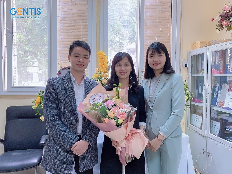 Phó Giáo Sư Tiến Sĩ Bác Sĩ Lương Thị Lan Anh - Chuyên gia sản phụ khoa hàng đầu Việt Nam.