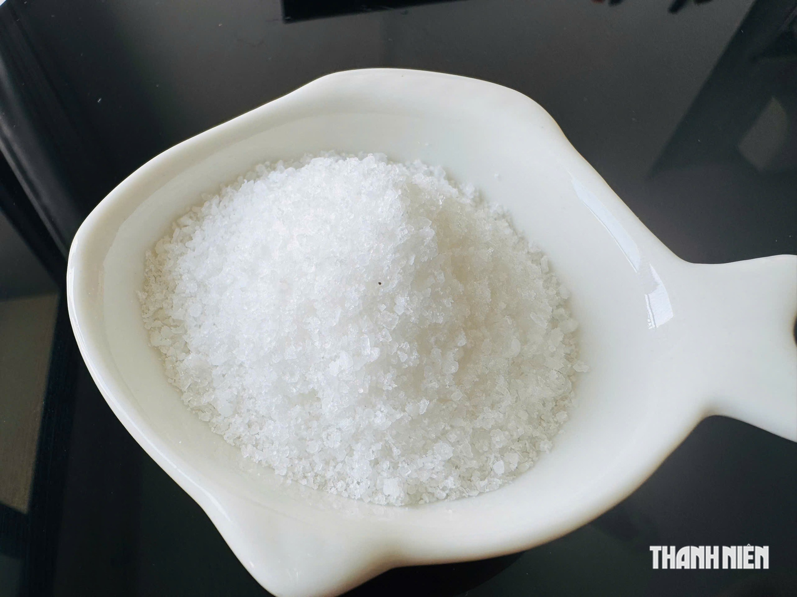 Bác sĩ: Nên ăn nước mắm hay muối tốt hơn? - Ảnh 1.
